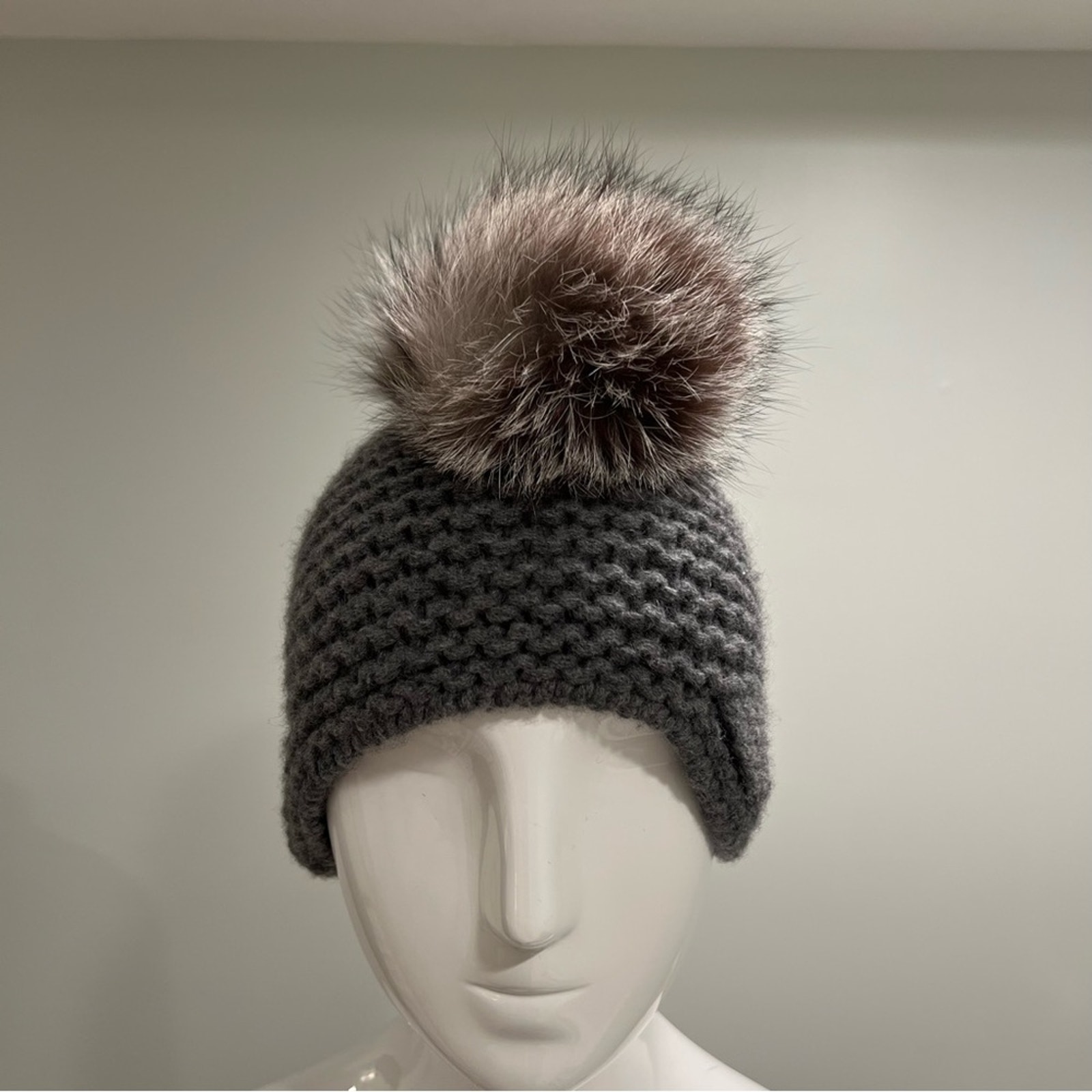 Thom Browne Mohawk Beanie Gray Cashmere Fur Pom Pom Luxury Streetwear Luxury Nwt — image 5 of 7